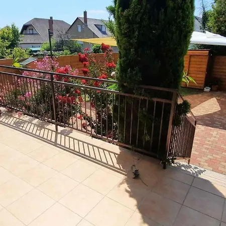 بيت للعطل In - Balaton 54377 *